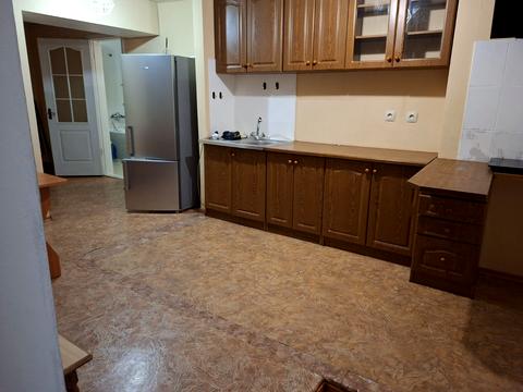 квартира за адресою Героїв України просп. (Героїв Сталінграду), 4-Б