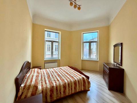 квартира за адресою Турецька вул., 1