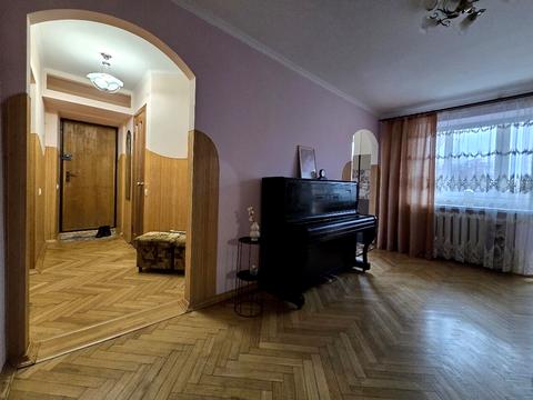 квартира за адресою Володимира Великого вул. (Артема), 9