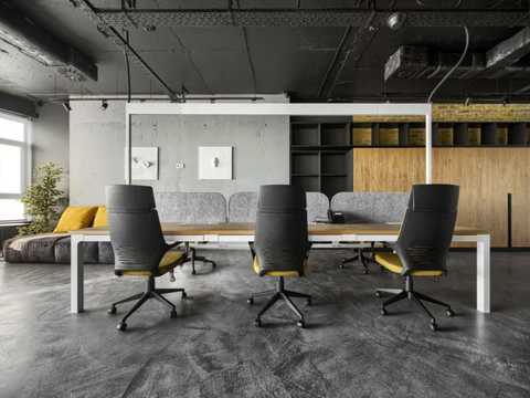 коммерческая по адресу Кловский спуск, 7