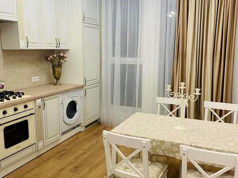 квартира за адресою Залізнична вул., 9