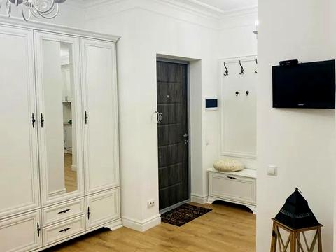 квартира за адресою Залізнична вул., 9