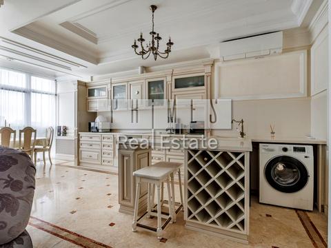 квартира за адресою Андрія Верхогляда вул. (Михайла Драгомирова), 9