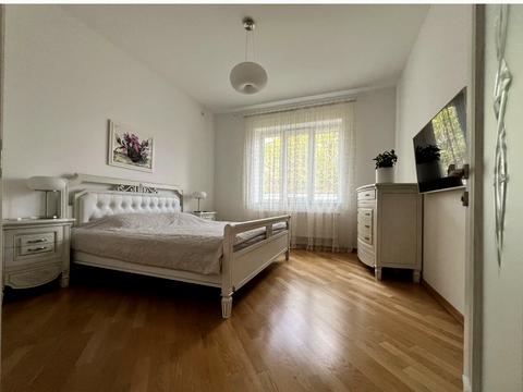 будинок за адресою Садова