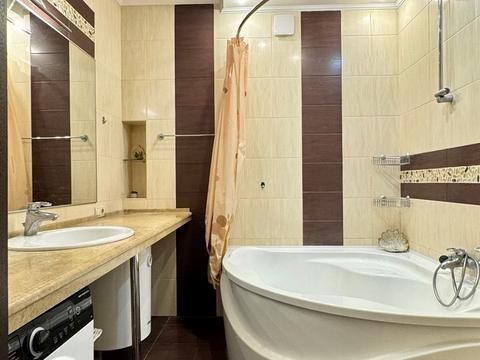 квартира за адресою Академіка Андрія Сахарова вул., 82