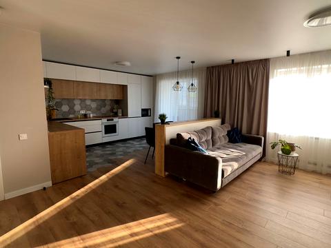 квартира за адресою Михайла Лушпи просп., 2/1