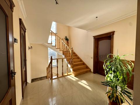 будинок за адресою Васіле Александрі вул.