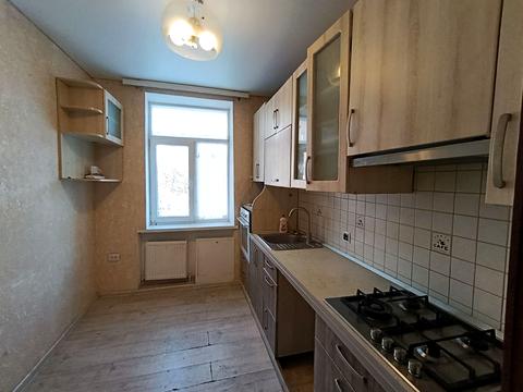 квартира за адресою Героїв Майдану вул. (Театральна), 17