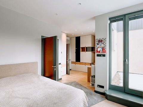 будинок за адресою смт. Брюховичі, Труша Івана, 4