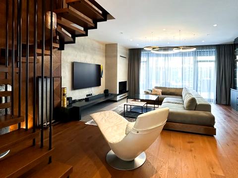 будинок за адресою смт. Брюховичі, Труша Івана, 4