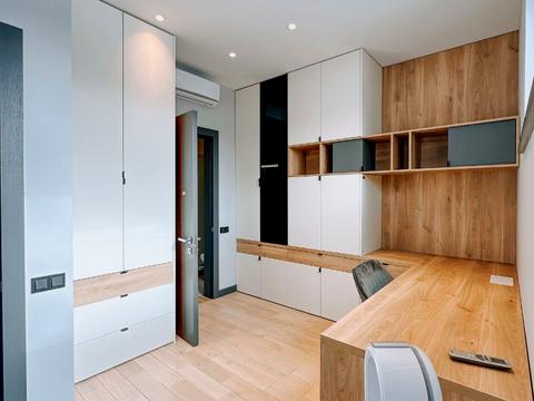 будинок за адресою смт. Брюховичі, Труша Івана, 4