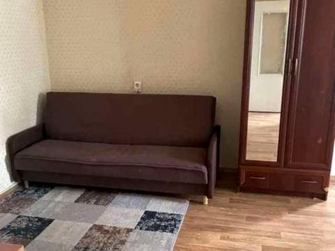 квартира за адресою Миколи Василенка вул., 8-Б