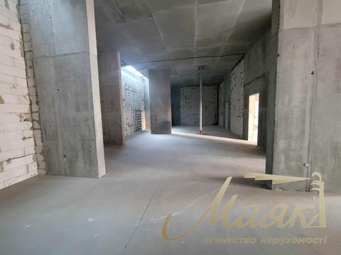 комерційна за адресою Ревуцького вул., 40-В