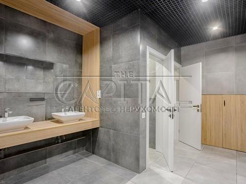 комерційна за адресою Князів Острозьких вул. (Московська), 23