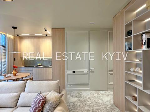 квартира за адресою Андрія Верхогляда вул. (Михайла Драгомирова), 19-Б