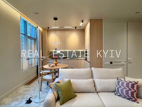 квартира за адресою Андрія Верхогляда вул. (Михайла Драгомирова), 19-Б