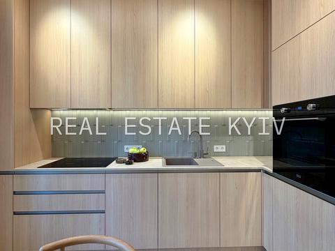 квартира за адресою Андрія Верхогляда вул. (Михайла Драгомирова), 19-Б