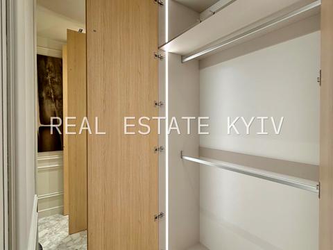 квартира за адресою Андрія Верхогляда вул. (Михайла Драгомирова), 19-Б