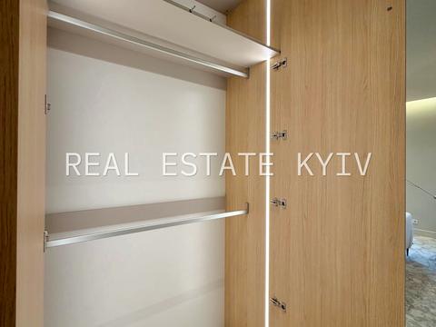 квартира за адресою Андрія Верхогляда вул. (Михайла Драгомирова), 19-Б