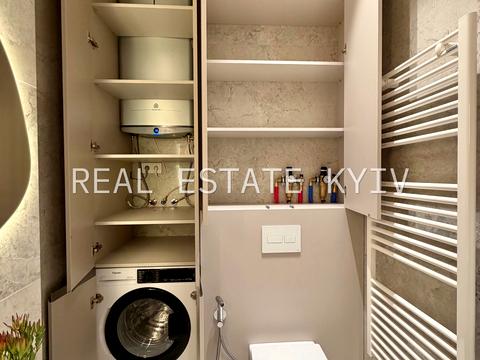 квартира за адресою Андрія Верхогляда вул. (Михайла Драгомирова), 19-Б