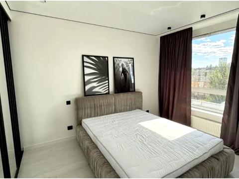 квартира по адресу Голосеевский просп. (40-летия Октября), 76