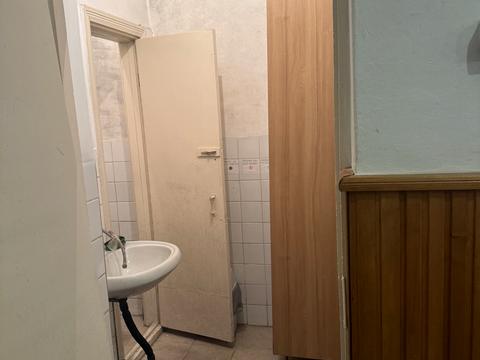 комерційна за адресою Драганчука вул., 9