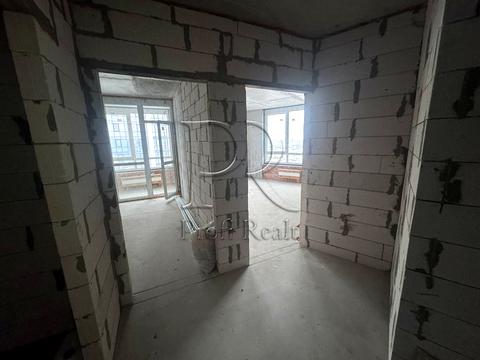 квартира за адресою Причальна вул., 14