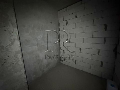 квартира за адресою Причальна вул., 14