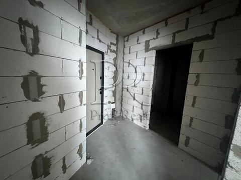 квартира за адресою Причальна вул., 14