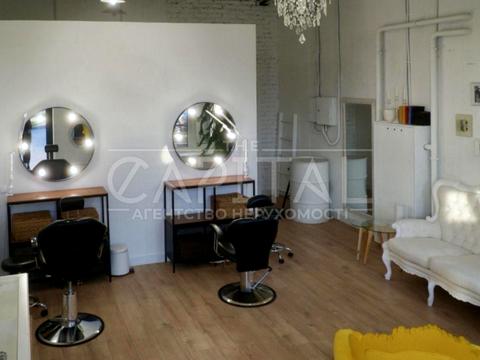 комерційна за адресою Київ, Дніпровська набережна вул., 20-А