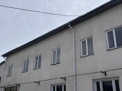 комерційна за адресою Надрічна вул., 2