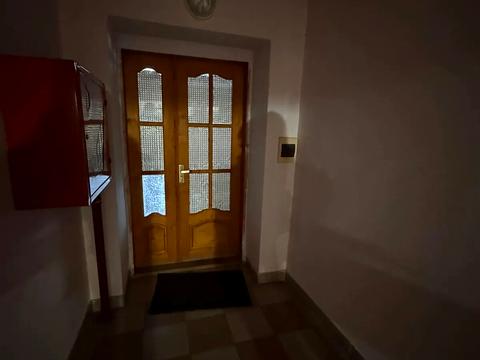 комерційна за адресою Надрічна вул., 2