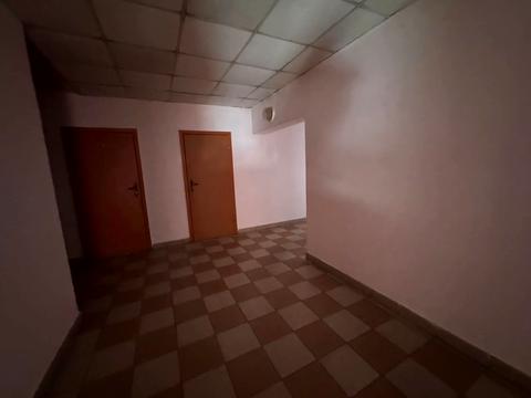 комерційна за адресою Надрічна вул., 2