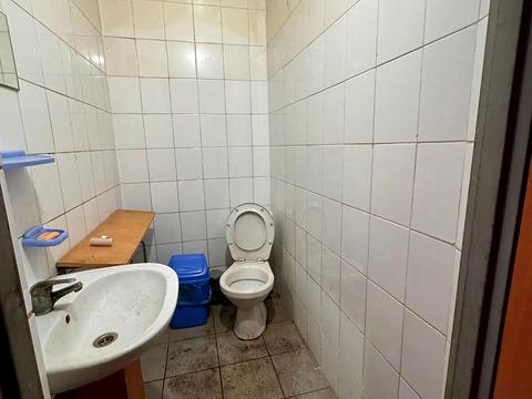 комерційна за адресою Надрічна вул., 2