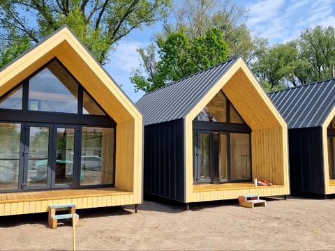 комерційна за адресою с. Пірнове, Дубовий Гай вул., 1