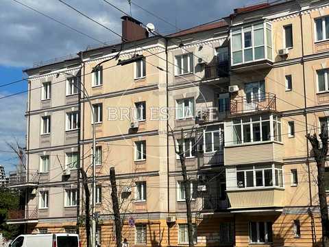 коммерческая по адресу Александра Довженко ул., 2