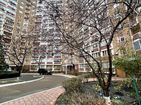 квартира по адресу Миколы Бажана просп., 36