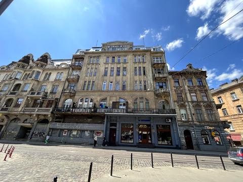 квартира за адресою Богдана Хмельницького вул., 5