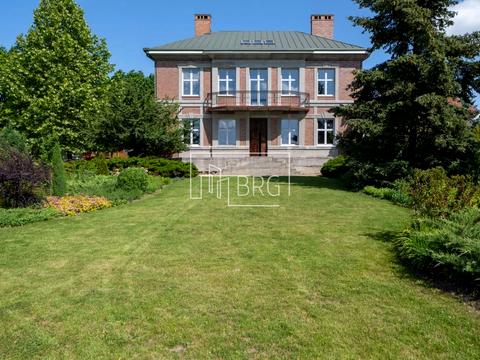 дом по адресу Лесная