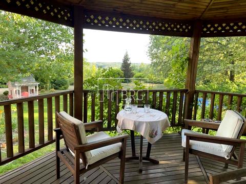 дом по адресу Лесная