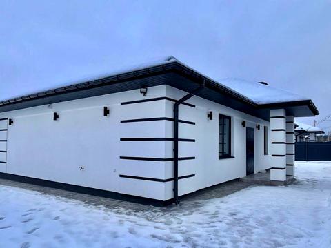 будинок за адресою Амосова вул.