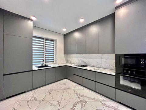 будинок за адресою Амосова вул.