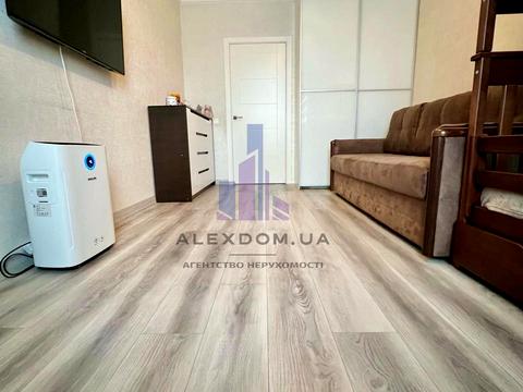 квартира за адресою Лобачевського пров., 7-А