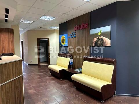 комерційна за адресою Юрія Шумського вул., 1