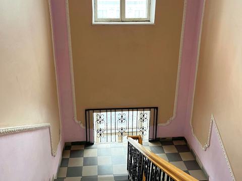 комерційна за адресою Жилянська вул., 7