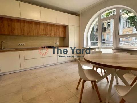 квартира по адресу Александра Конисского ул., 76-78