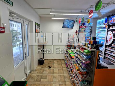 комерційна за адресою Ревуцького вул., 54