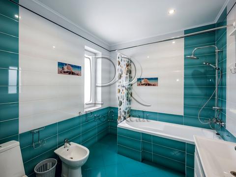 будинок за адресою Грушевського вулиця