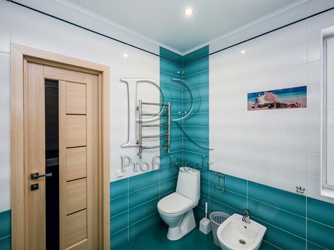 будинок за адресою Грушевського вулиця