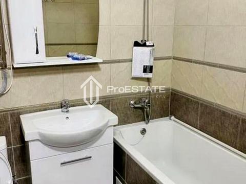 квартира по адресу Олеся Бердника ул., 1-В